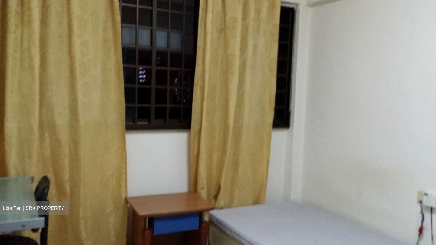 Tampines Street 21 (Tampines),  #453075091